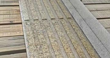 陇南黄金麻盲道石 盲条