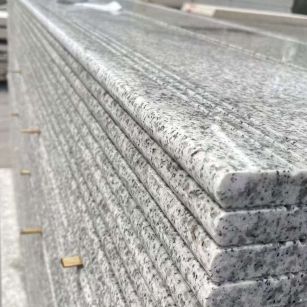 陇南芝麻白楼梯踏步 花岗岩楼梯板材