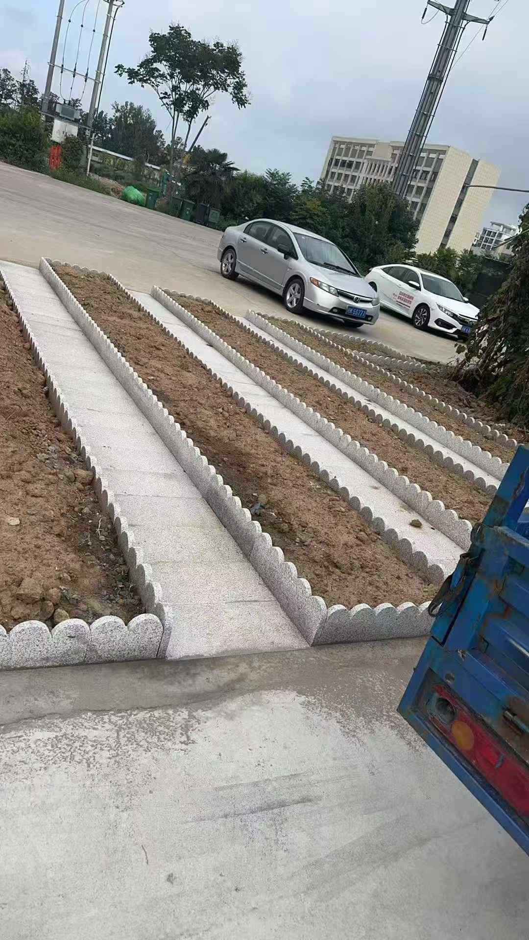 陇南芝麻白花边石