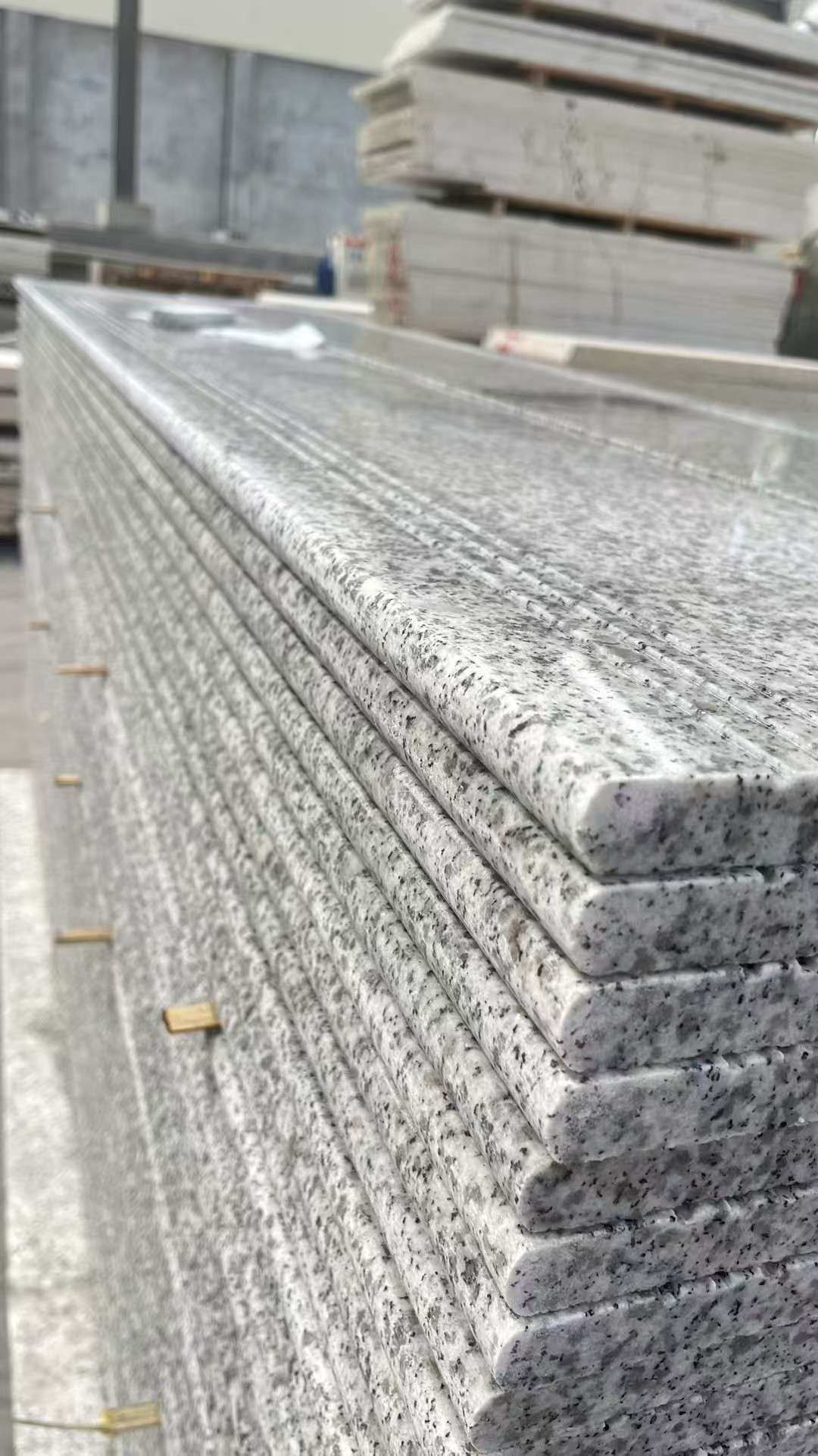陇南芝麻白楼梯踏步 花岗岩楼梯板材