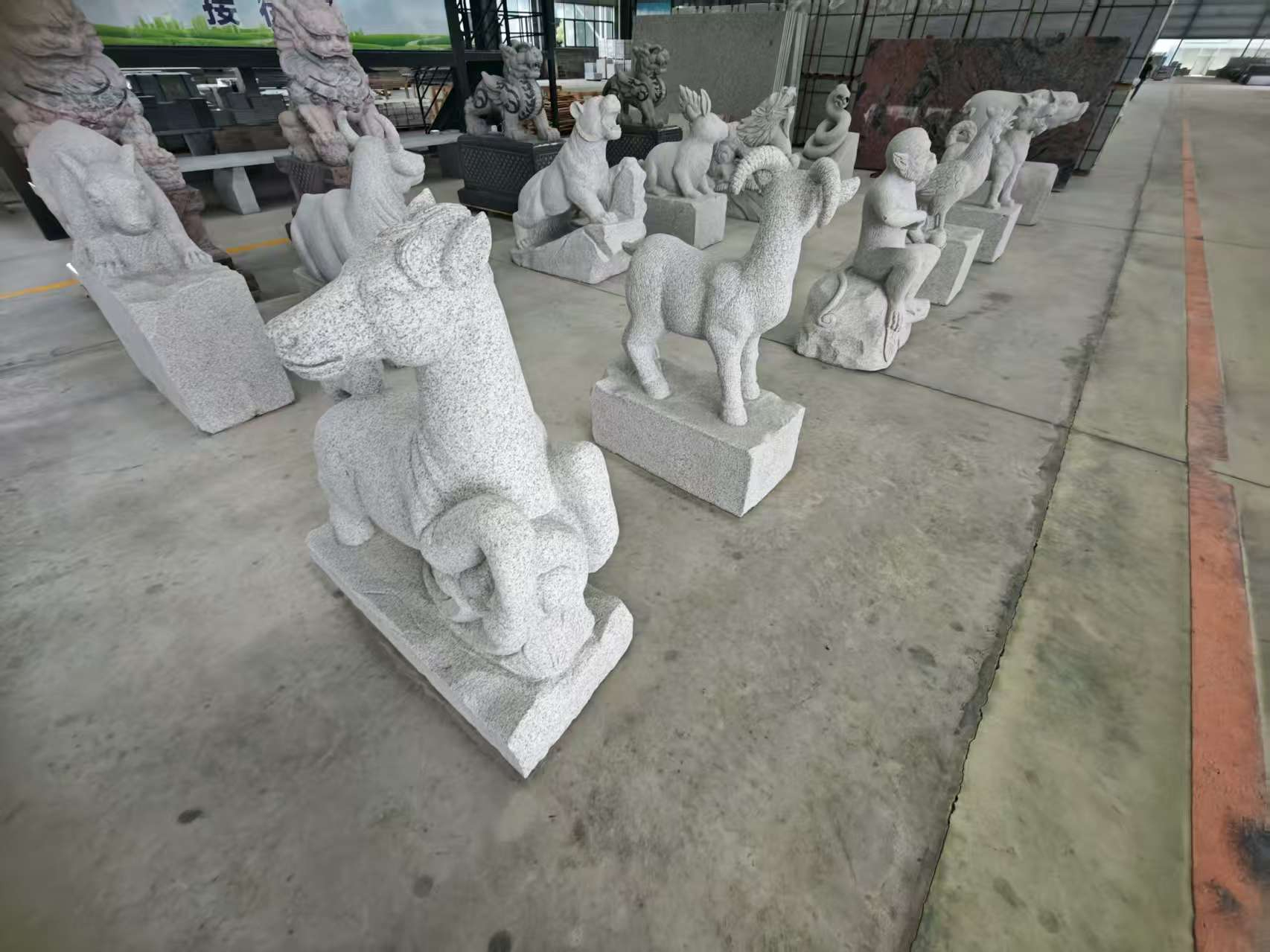 陇南芝麻白雕刻 十二生肖 异形雕刻